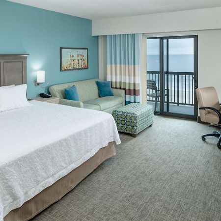 Hampton Inn & Suites By Hilton Carolina Beach Oceanfront Екстериор снимка