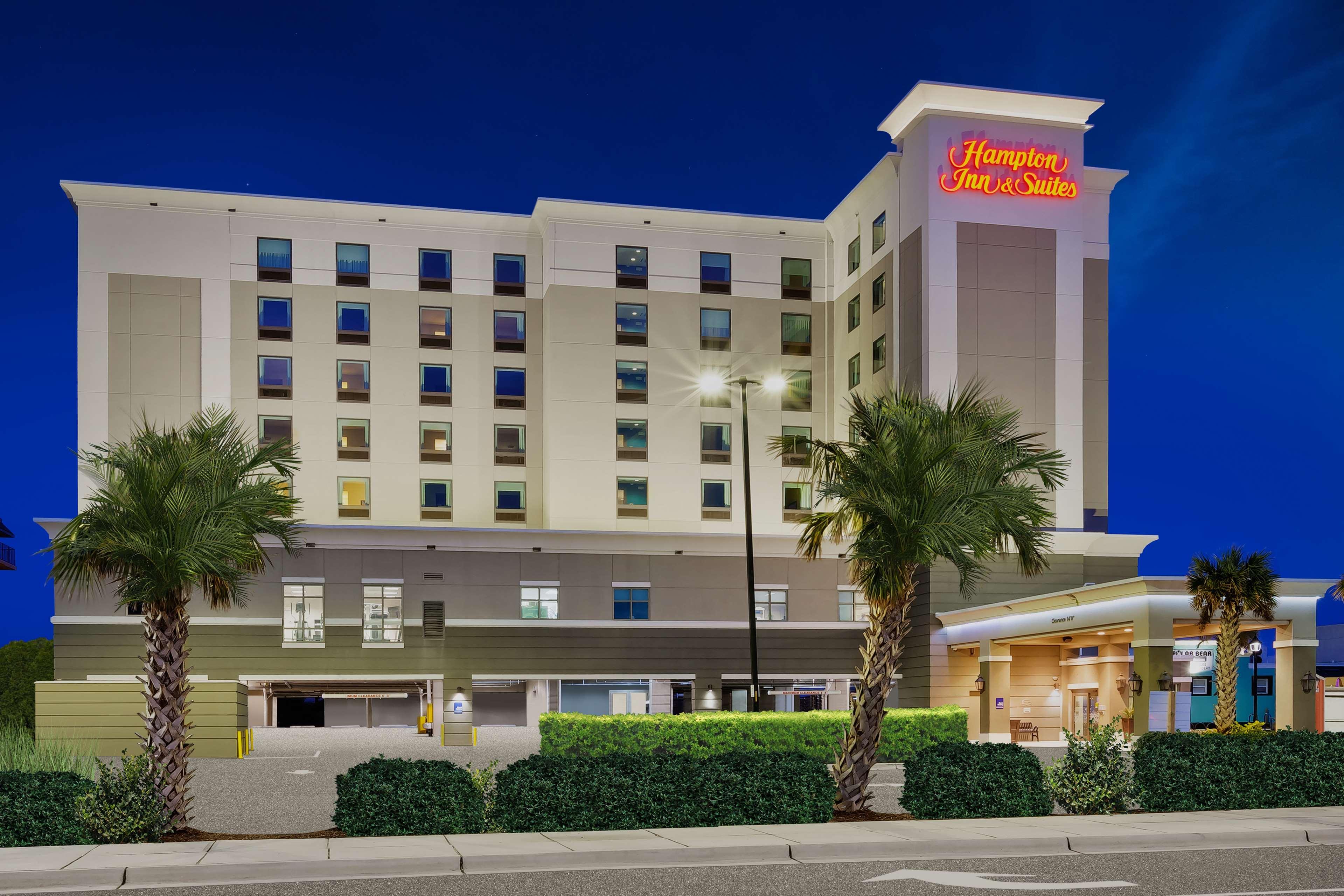 Hampton Inn & Suites By Hilton Carolina Beach Oceanfront Екстериор снимка