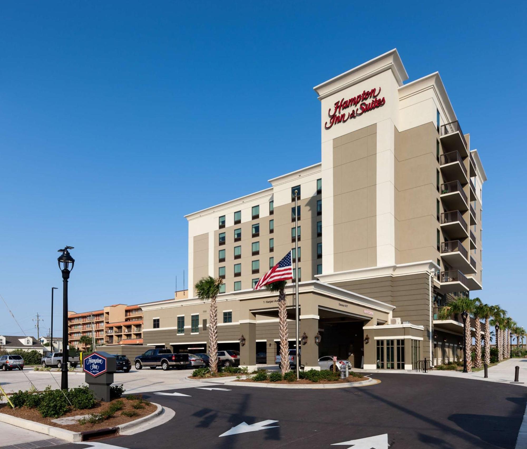 Hampton Inn & Suites By Hilton Carolina Beach Oceanfront Екстериор снимка