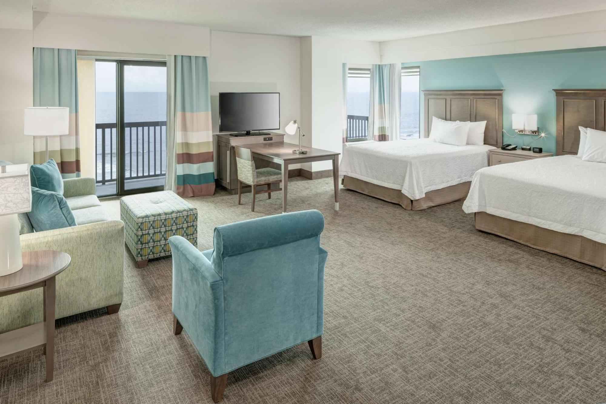 Hampton Inn & Suites By Hilton Carolina Beach Oceanfront Екстериор снимка